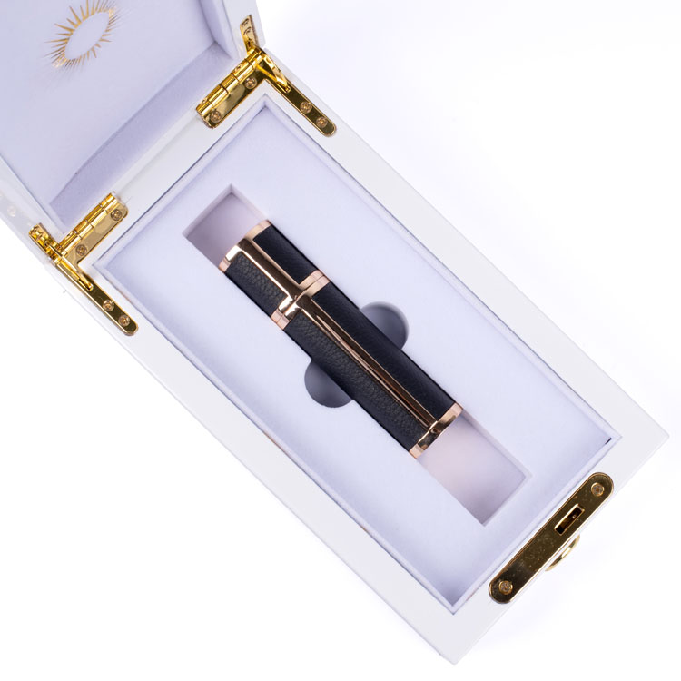 Boîte de parfum blanc pur doux de mariage