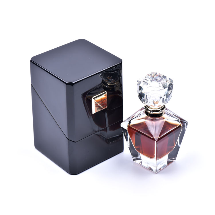 Cube Black Piano Paint Cover oblique 45 degrés Corner Perfume en bois Boîte d'emballage de parfum fait sur mesure