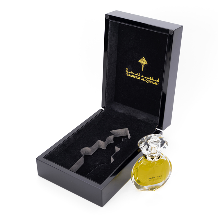 Boîte d'emballage de parfum en bois, laque de Piano noire haute brillance Noble et élégante, Design en bois, cadeaux personnalisés de luxe de 50ml