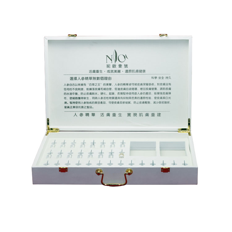 Jeweley White Watch Razor Collar Pin Pearl GVP White PU Le cuir Logo Cosmetic Cosmetic Essential Huile Boîte d'emballage