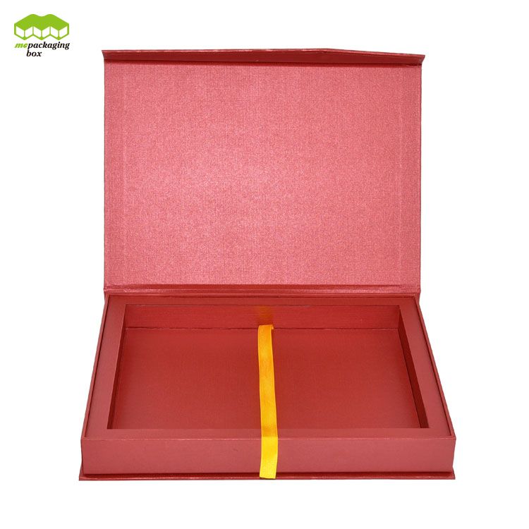 Boîte-cadeau de papier de style de livre d'impression de déjouement d'or de logo CMYK