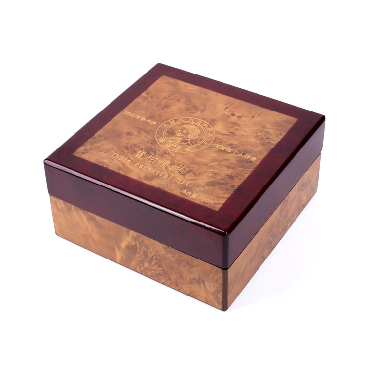 Boîtes à huile essentielle en bois peint sur mesure