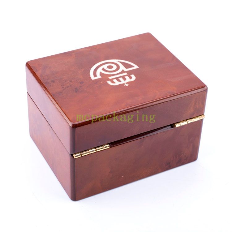 Montée simple HotSold dans la boîte de montre en bois d'origine en bois