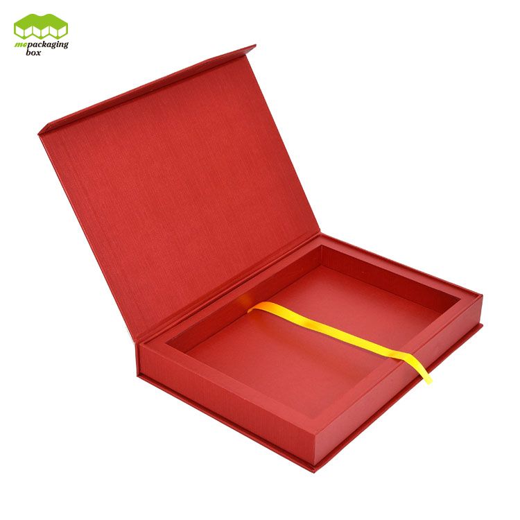 Boîte-cadeau de papier de style de livre d'impression de déjouement d'or de logo CMYK