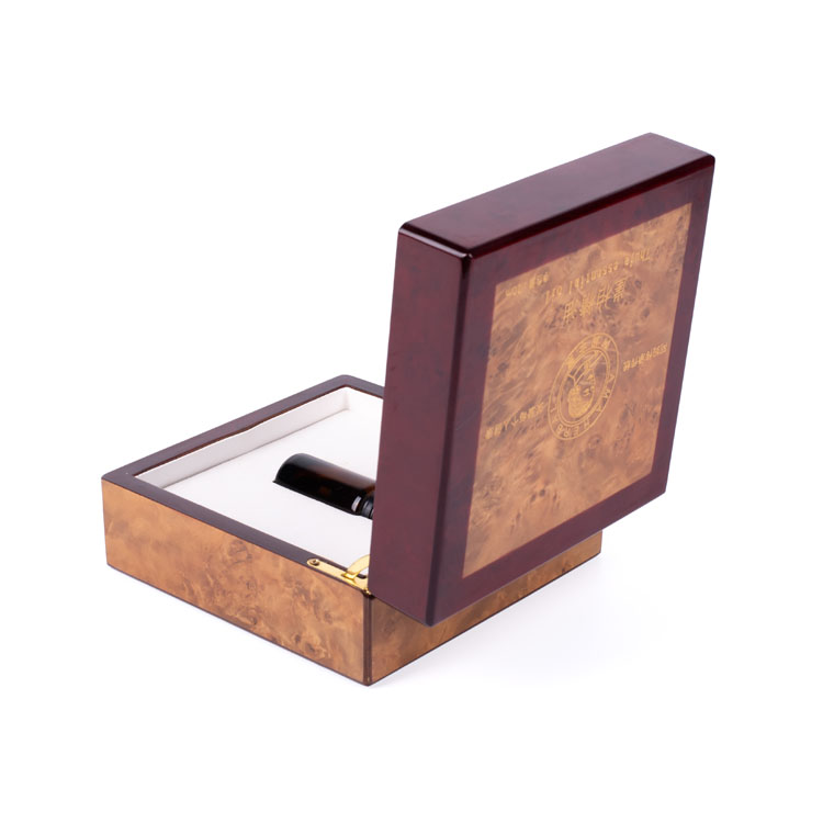 Boîtes à huile essentielle en bois peint sur mesure