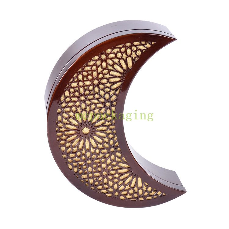 KSA Jeddah Saison de lune Forme en bois Dates de chocolat Gft Box Affichage à Dubaï