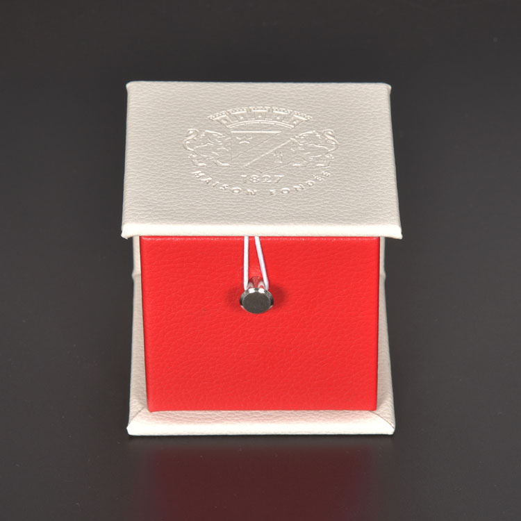 Vendre un plateau portable électrique ouvre-sling clés du dossier clés attar Attar en cuir en cuir livre de souvenirs Pu Emballage Pu Packaging Box