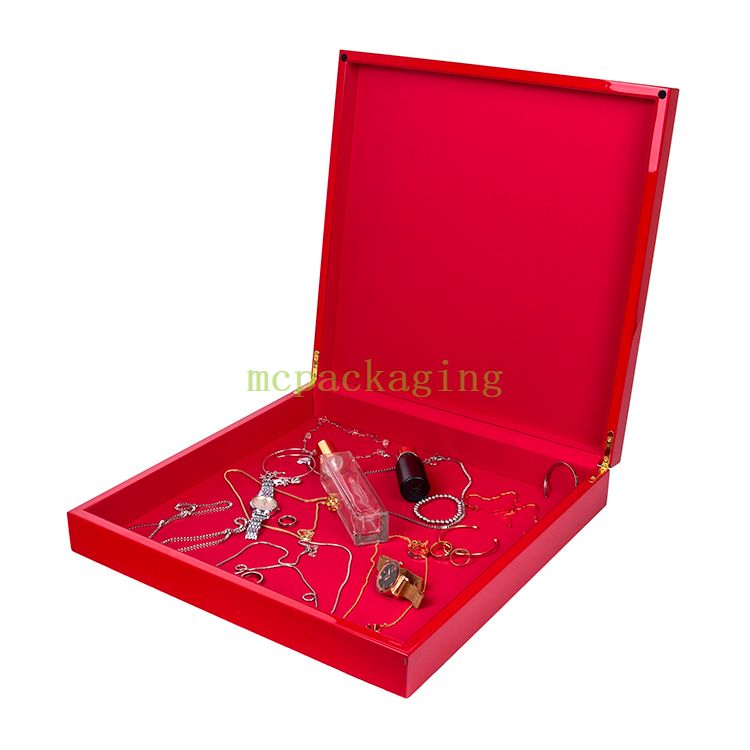 Boîte de bijoux en bois de noyer élégant avec couvercle