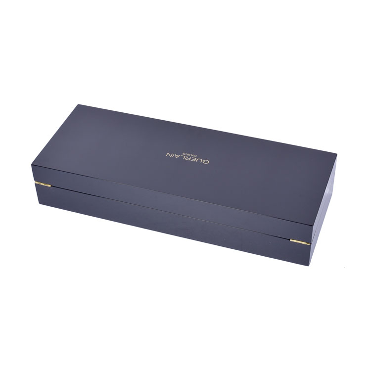 Black Two Two Seven-Charge Hinges Perfume Box Packaging