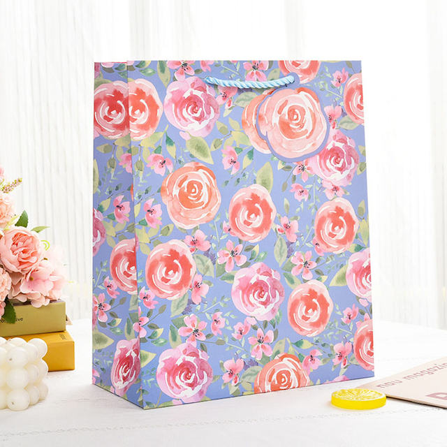 Sacs en papier kraft marron blanc avec votre propre logo, sac à provisions en papier avec logo, sac en papier en papier sacs de papier personnalisé avec poignées