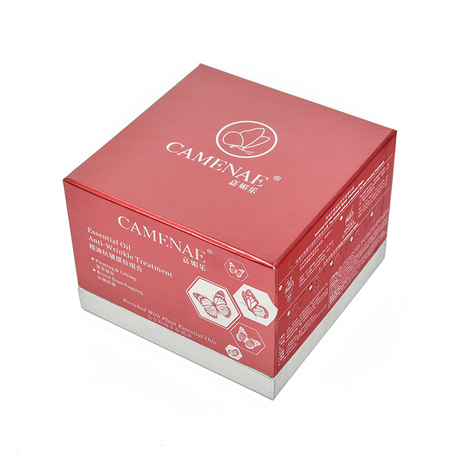 Cardon en carton en papier ondulé rigide durable.