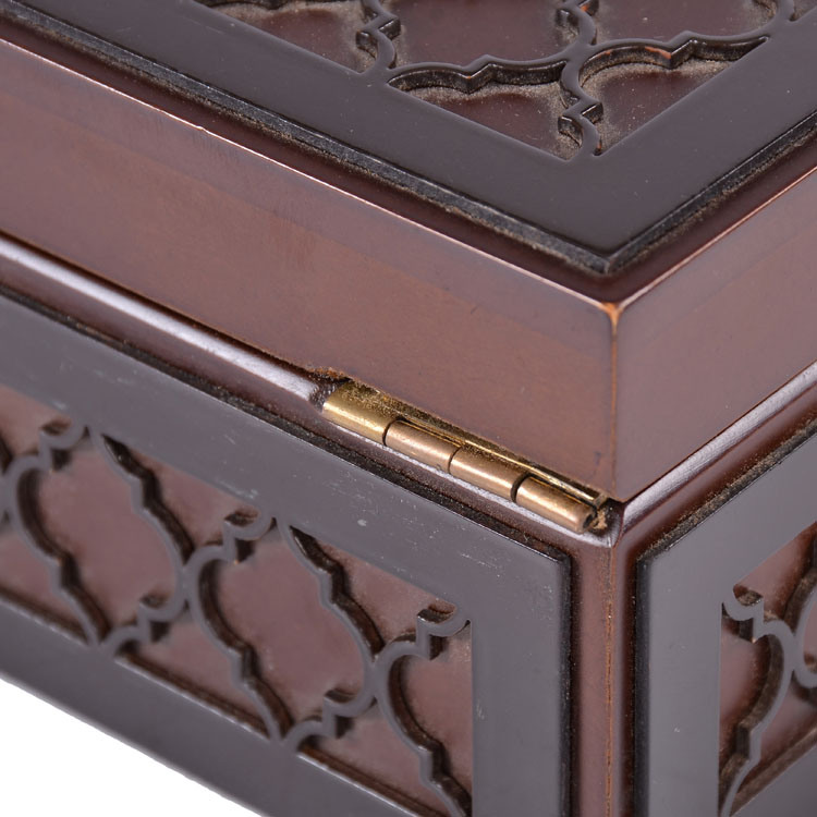 Boîte-cadeau en bois en bois en forme de mosquée avec finition mate pour les dates et les bonbons emballages