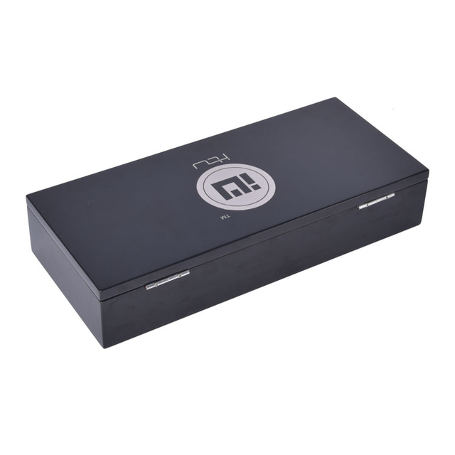 Boîte de parfum embarquée de peinture à haute brillante noire rectangulaire