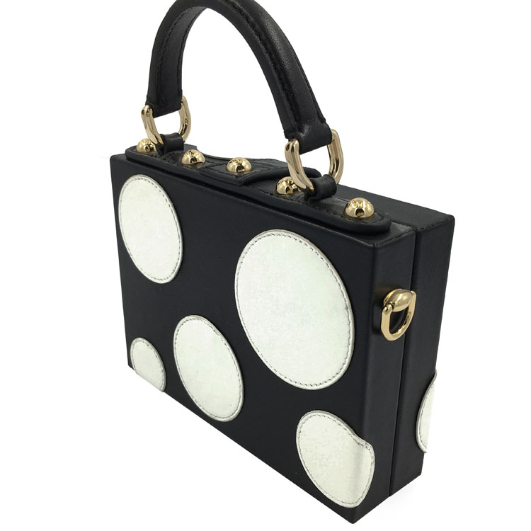 Emballage des tissus de salle de bain pliants et noir simple noir avec un petit sac en cuir PU Boîte de sac fourre-tout