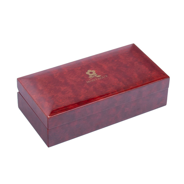 Maple à la boîte en bois en bois en bois en bois