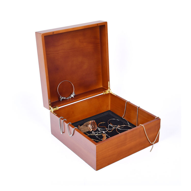 Boîte cadeau en bois gravé en bois à charnière Matt Matt