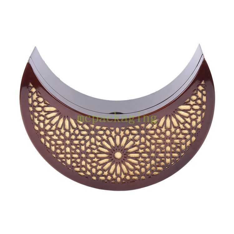 KSA Jeddah Saison de lune Forme en bois Dates de chocolat Gft Box Affichage à Dubaï