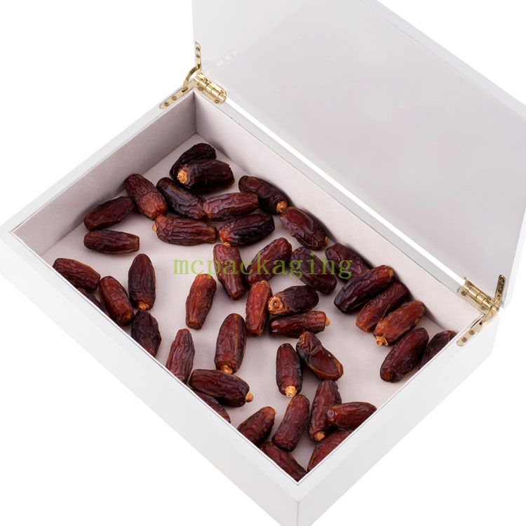 KSA JEDDAH Saison en bois Boîte en bois personnalisée Custom Custom White Open Open Lacher Gravé Côte en bois Gift Bocolates Boîte en bois Boîte en bois