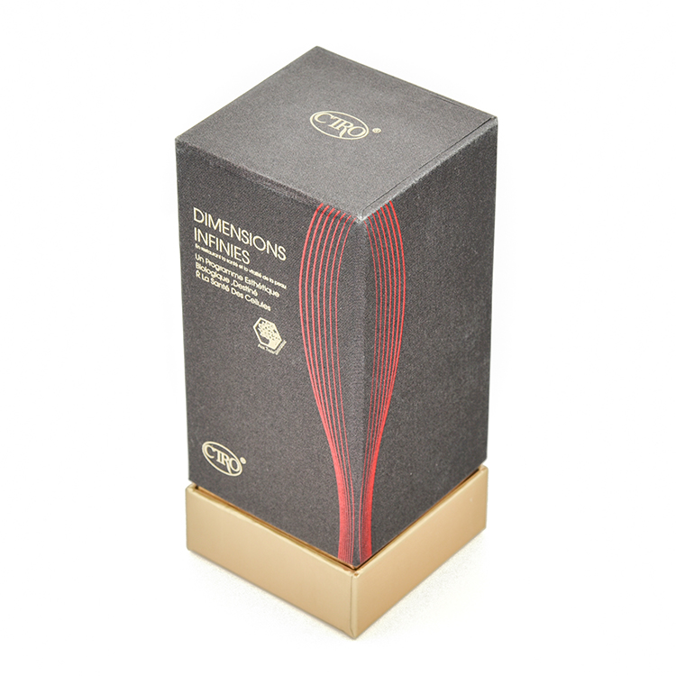 Cardon en carton en papier ondulé rigide durable.
