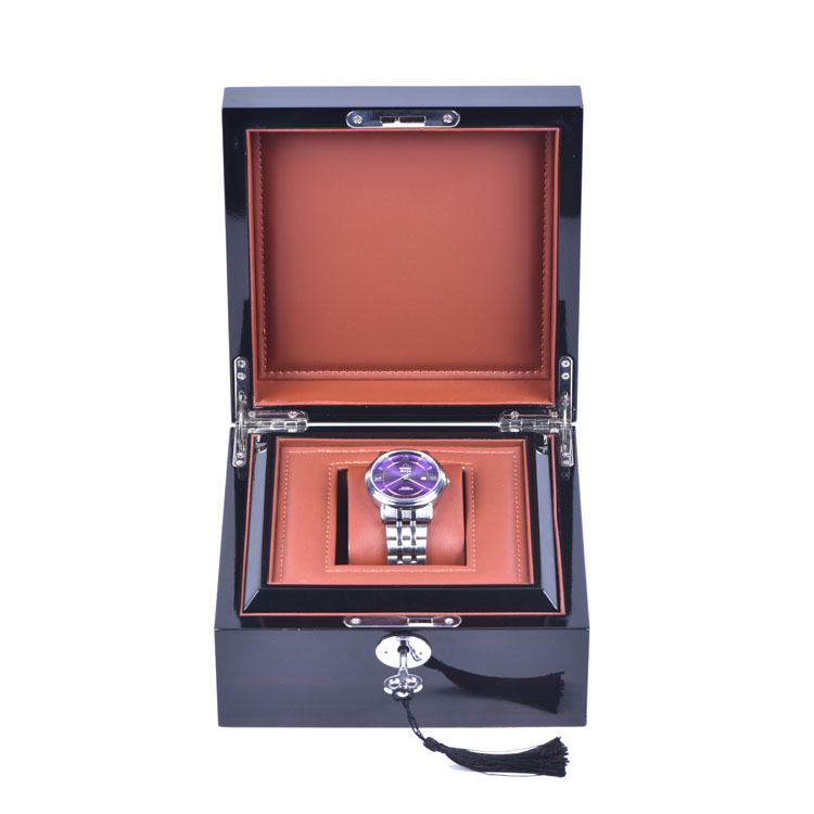 Boîte en bois personnalisée en usine, boîte d'emballage de montre laquée noire, boîte en bois