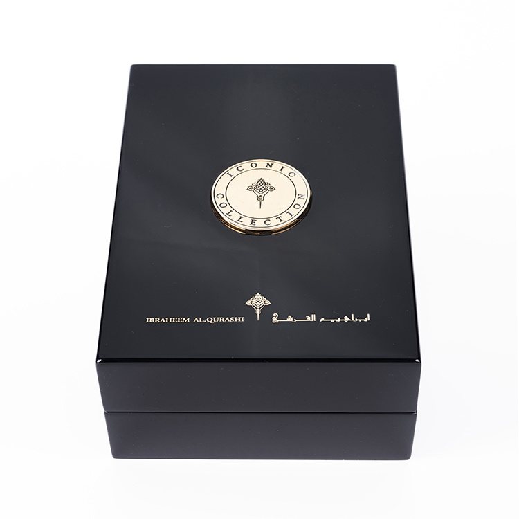 Boîte d'emballage de parfum en bois, laque de Piano noire haute brillance Noble et élégante, Design en bois, cadeaux personnalisés de luxe de 50ml