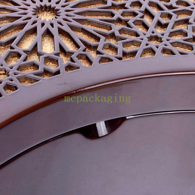 KSA Jeddah Saison de lune Forme en bois Dates de chocolat Gft Box Affichage à Dubaï