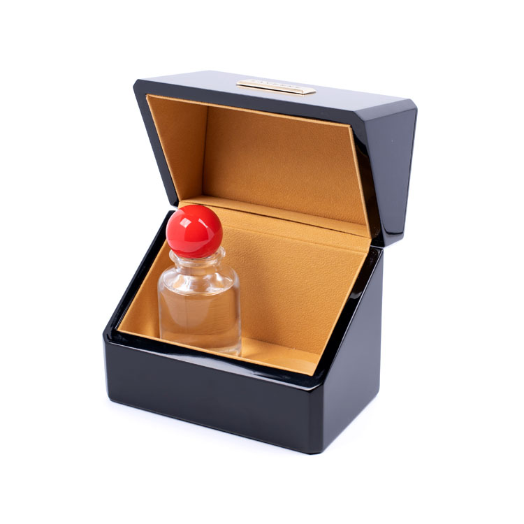 Double bouteille Cube Shape Long Logo Black Piano Paint Essential Perfume Perfum Emballing Boîte